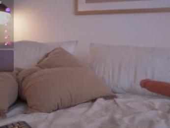 rebeccastonee — Chaturbate recorded stream image, 30.04.2025 19:10