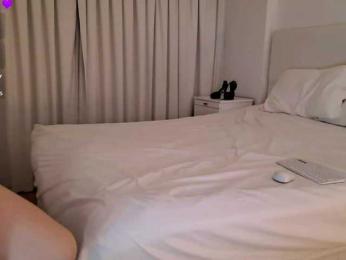 Bella_Byers — Bongacams recorded stream image, 30.04.2025 21:40