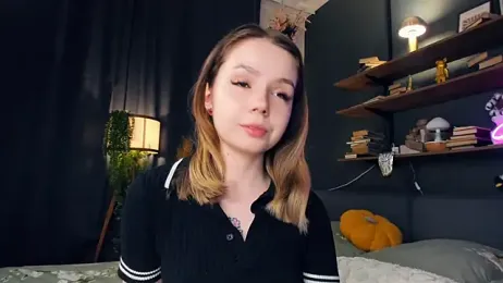 DominikaElis — Stripchat recorded stream image, 01.05.2025 00:40