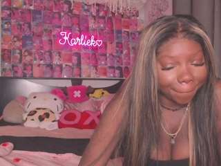 karliekayozz — Camsoda recorded stream image, 01.05.2025 02:50