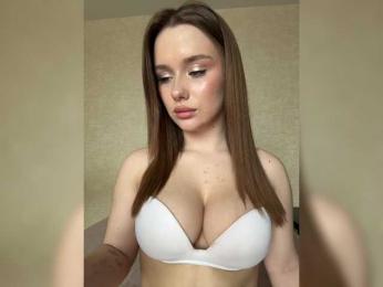 Tati16 — Bongacams recorded stream image, 01.05.2025 03:10