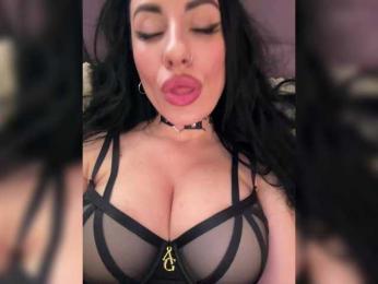 _EUPHORIAA_ — Bongacams recorded stream image, 01.05.2025 15:00