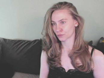 Adamova_Eva — Bongacams recorded stream image, 01.05.2025 18:40
