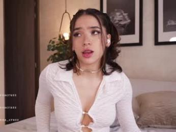 mariannacruzz — Chaturbate recorded stream screenshot (01 May 2025)