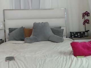prettyjess — Camsoda recorded stream image, 01.05.2025 23:00
