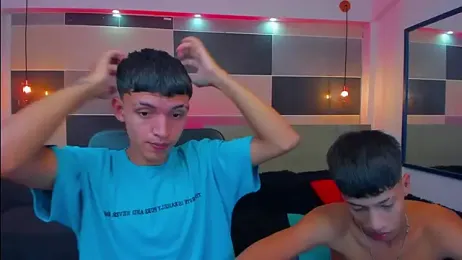 Juan_Nd_Steven — Stripchat recorded stream image, 02.05.2025 02:20
