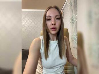 KitFox — Bongacams recorded stream image, 02.05.2025 17:40