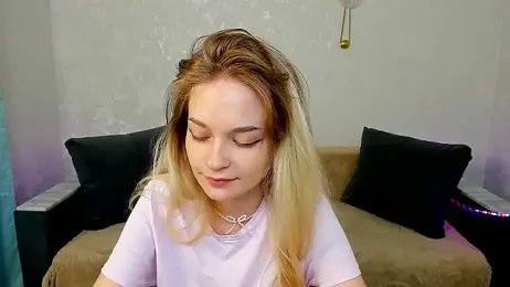 vialeta_baby — Stripchat recorded stream image, 03.05.2025 06:40