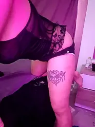 Zeina2024 — Stripchat recorded stream image, 04.05.2025 00:30