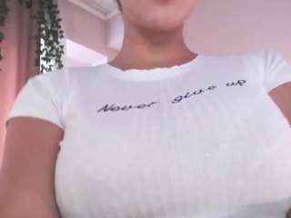 milkybunny — Camsoda recorded stream screenshot (04 May 2025)