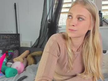 siswet19 — Chaturbate recorded stream image, 04.05.2025 14:20