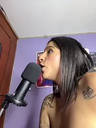 charlotte_stevenss_ — Stripchat recorded stream screenshot (04 May 2025)