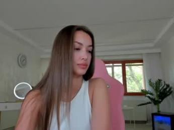 tiffanyhouston_ — Chaturbate recorded stream image, 05.05.2025 06:30