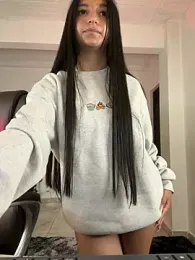 aly_golden_ — Stripchat recorded stream image, 05.05.2025 08:10