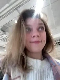 ValenciaShock — Stripchat recorded stream image, 05.05.2025 09:10