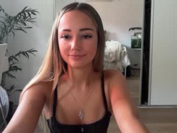 luvlivvyy — Chaturbate recorded stream image, 06.05.2025 02:50