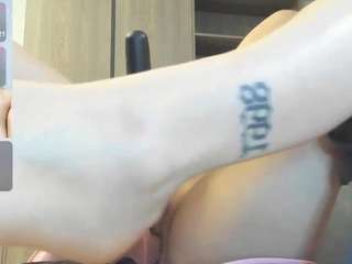 megan-ros — Camsoda recorded stream image, 06.05.2025 04:40