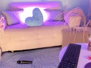 kiimthompson — Camsoda recorded stream image, 06.05.2025 15:20