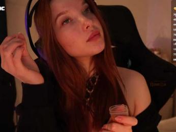 _Q_ — Bongacams recorded stream image, 07.05.2025 00:00