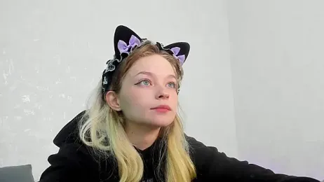 vialeta_baby — Stripchat recorded stream image, 07.05.2025 06:10