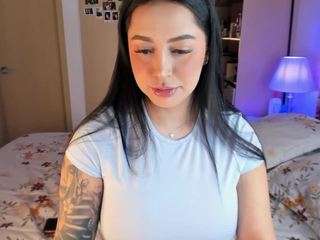 aashleey — Camsoda recorded stream image, 08.05.2025 04:20