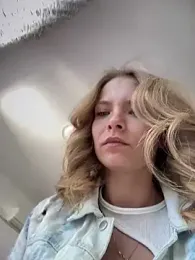 AnastasiaAniess — Stripchat recorded stream image, 08.05.2025 12:00