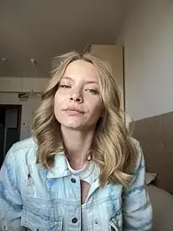 AnastasiaAniess — Stripchat recorded stream image, 08.05.2025 12:00