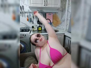 Red-rooms — Bongacams recorded stream screenshot (08 May 2025)