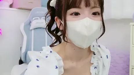 -minami- — Stripchat recorded stream image, 09.05.2025 12:00
