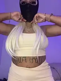 kamila_french — Stripchat recorded stream screenshot (09 May 2025)