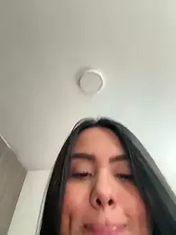 valeria2019hot — Stripchat recorded stream image, 09.05.2025 21:30