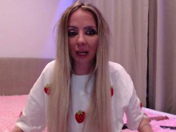 blondalina — Bongacams recorded stream image, 09.05.2025 21:40