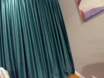 ehotlovea — Chaturbate recorded stream image, 09.05.2025 22:30