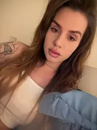 EmiliaCatalina — Stripchat recorded stream image, 10.05.2025 03:30