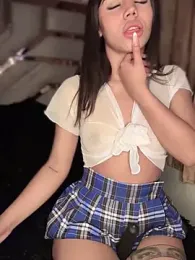 Laura-Khalifa — Stripchat recorded stream image, 10.05.2025 04:30