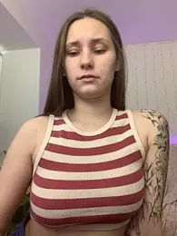 HotCaramellsTV — Stripchat recorded stream image, 10.05.2025 08:20