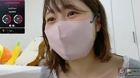 SUZU_ — Stripchat recorded stream screenshot (10 May 2025)