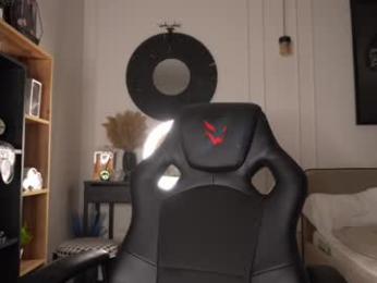 kusssecka — Chaturbate recorded stream image, 10.05.2025 15:00