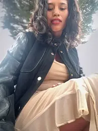 sexi_noemi — Stripchat recorded stream image, 10.05.2025 19:40