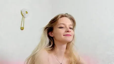 vialeta_baby — Stripchat recorded stream image, 11.05.2025 01:30