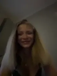 AnastasiaAniess — Stripchat recorded stream image, 11.05.2025 15:50