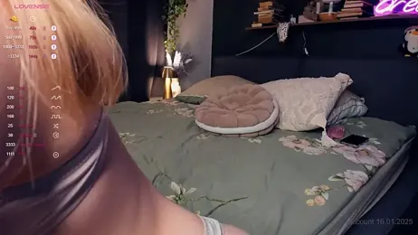DominikaElis — Stripchat recorded stream image, 12.05.2025 00:40