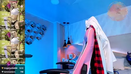 kylliefox_ — Stripchat recorded stream image, 12.05.2025 16:00