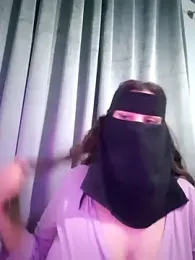 _arabica_ — Stripchat recorded stream image, 12.05.2025 16:50