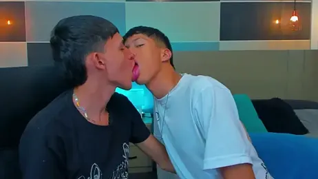 Juan_Nd_Steven — Stripchat recorded stream image, 14.05.2025 04:10