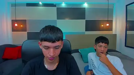 Juan_Nd_Steven — Stripchat recorded stream image, 14.05.2025 04:10