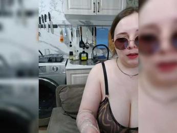 Red-rooms — Bongacams recorded stream screenshot (14 May 2025)