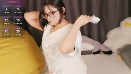 Yu_UwU_ — Stripchat recorded stream image, 14.05.2025 14:30