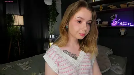 DominikaElis — Stripchat recorded stream image, 15.05.2025 20:40