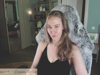 Adamova_Eva — Bongacams recorded stream image, 15.05.2025 19:00